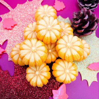autumn pumpkin wax melts in a warm orange tone handcrafted for a cosy seasonal fragrance and perfect for Halloween décor